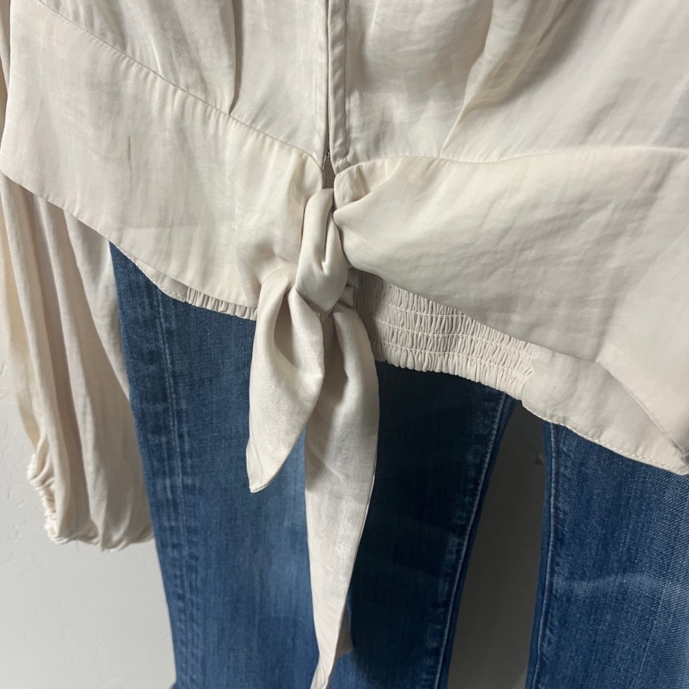 Free People Romantic Tie-front Business Blouse Crop Ivory Beige - Picture 4 of 7
